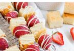 Keto Strwberry Shortcake Kebabs