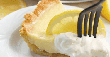 Keto Lemon Sour Cream Pie