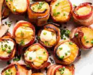 Keto bacon-wrapped scallops